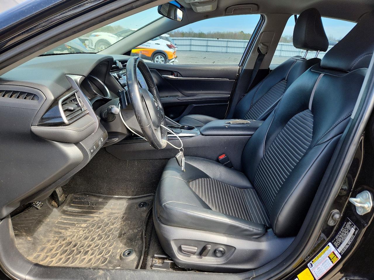 2019 TOYOTA CAMRY