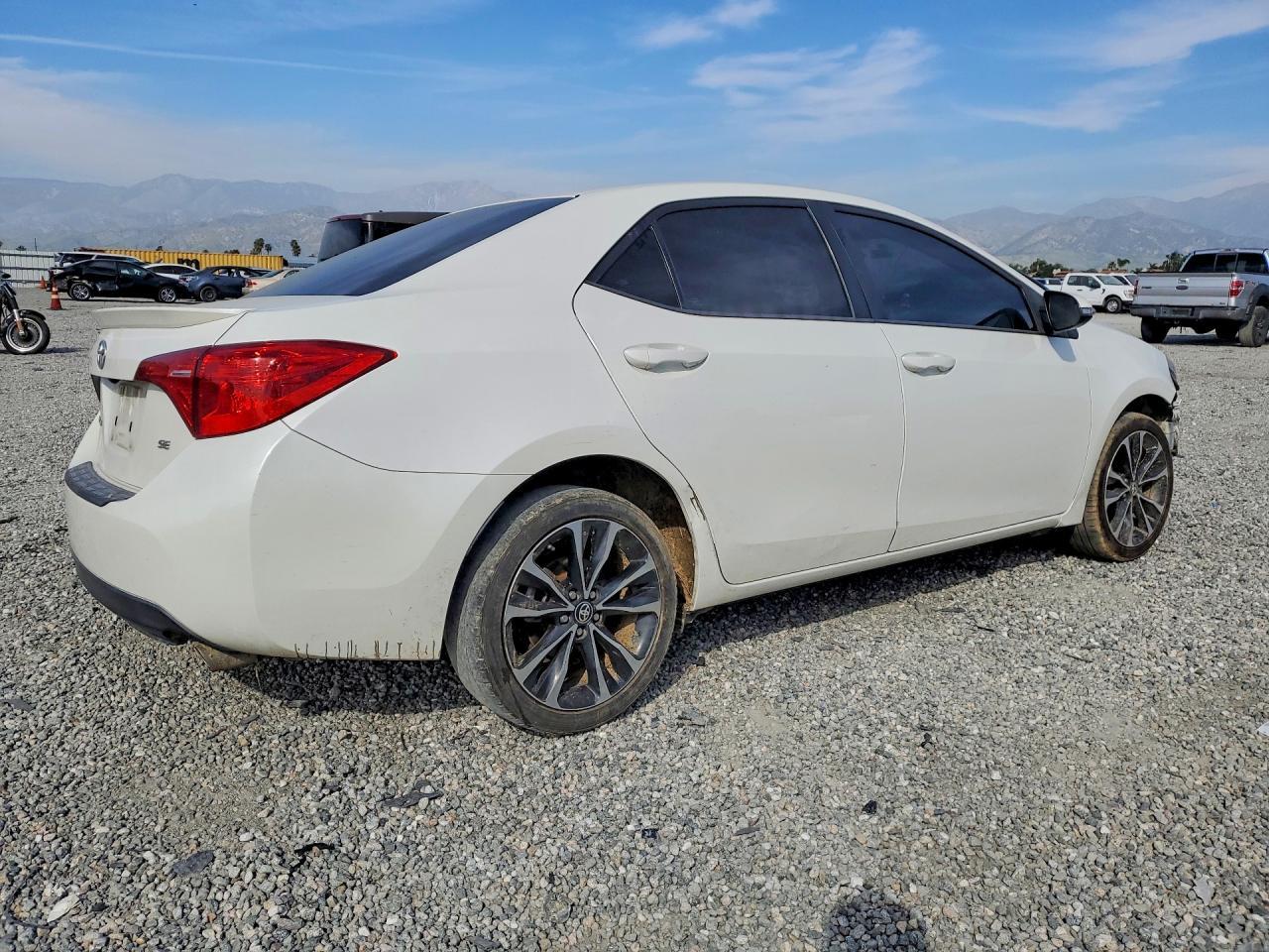 2018 TOYOTA COROLLA