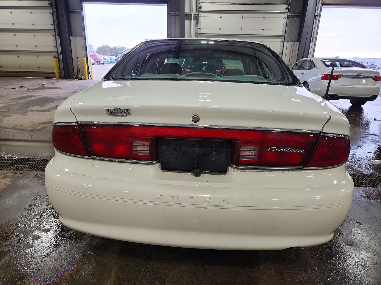 2004 BUICK Century