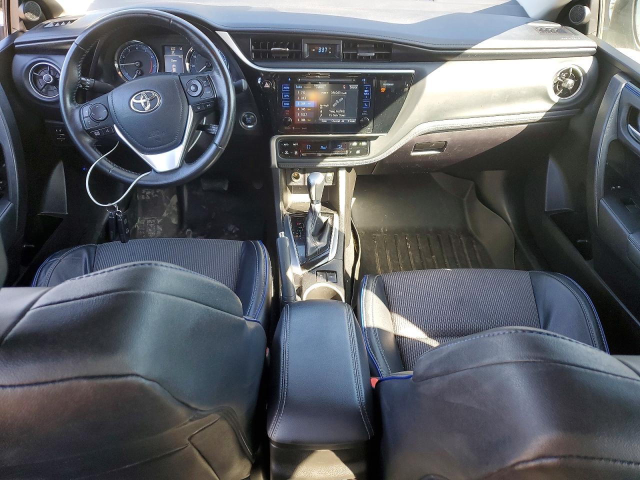 2017 TOYOTA COROLLA
