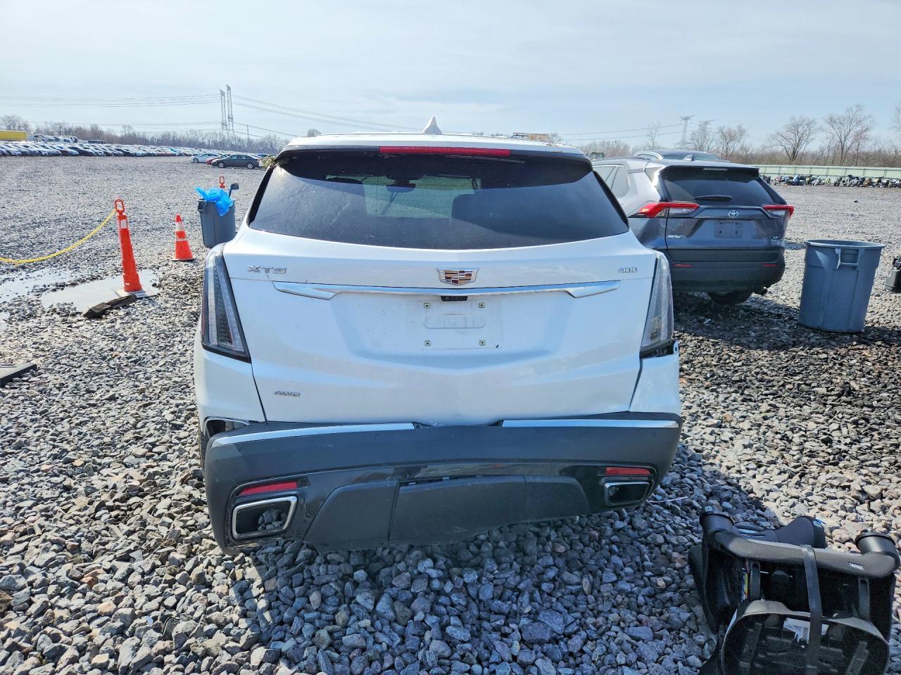 2023 CADILLAC XT5