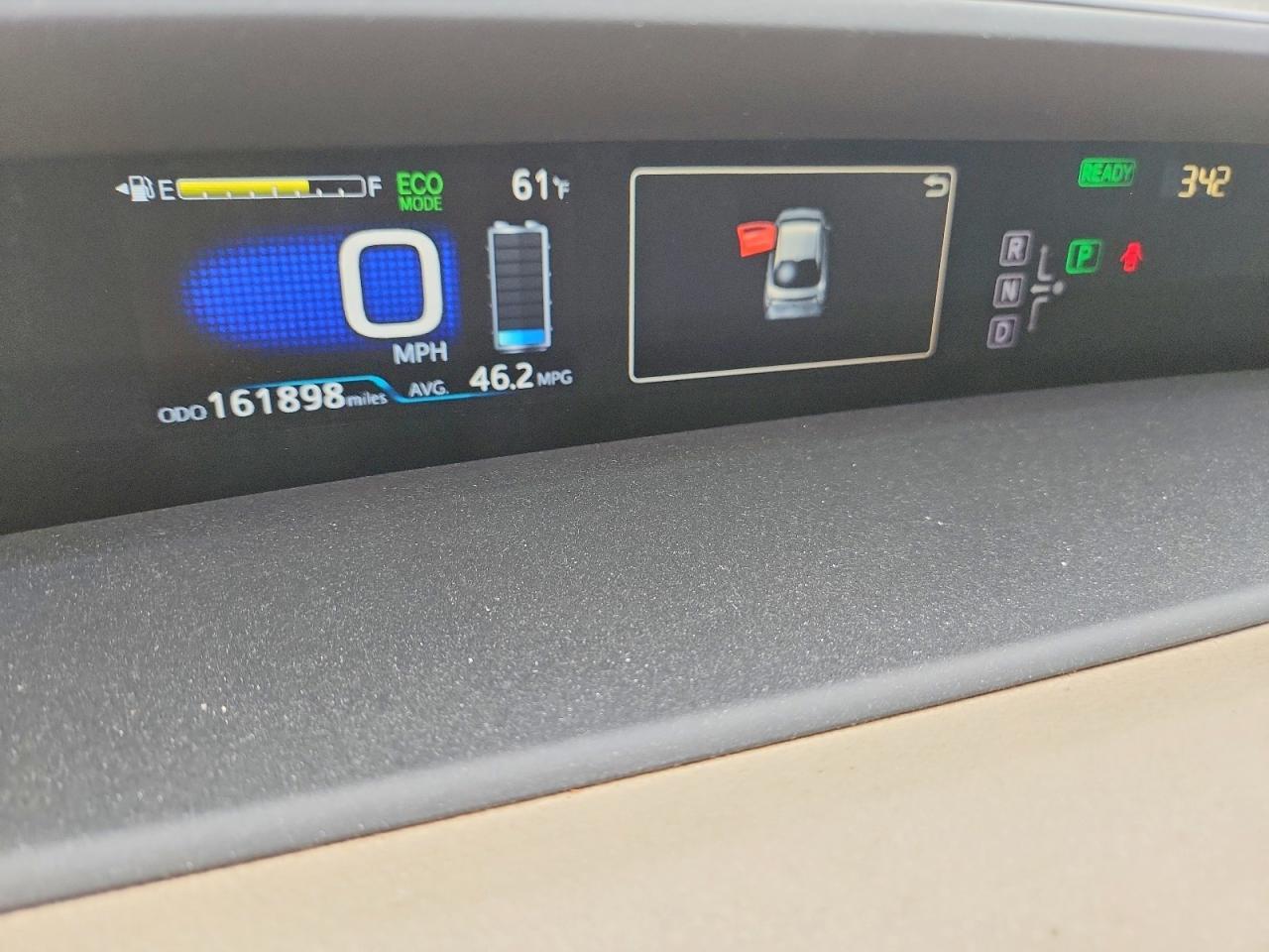 2016 TOYOTA PRIUS