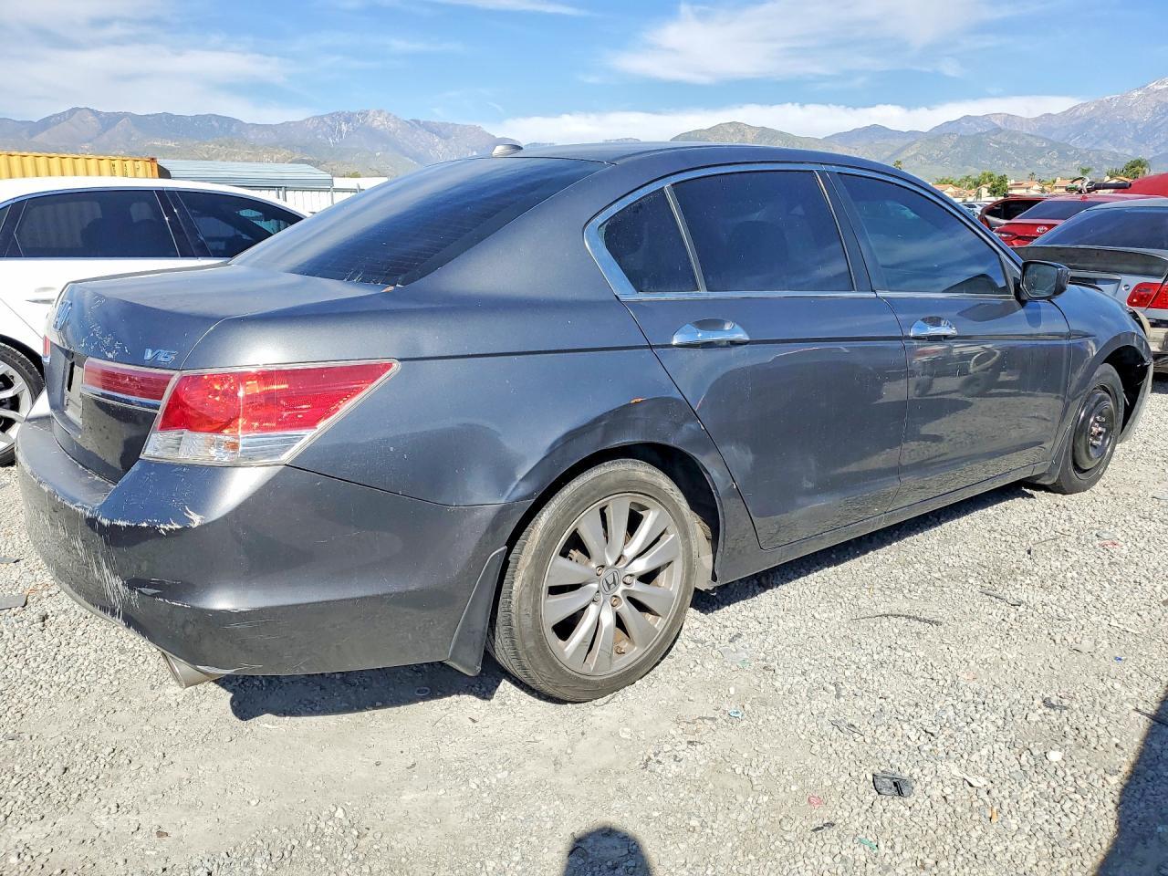 2012 HONDA ACCORD