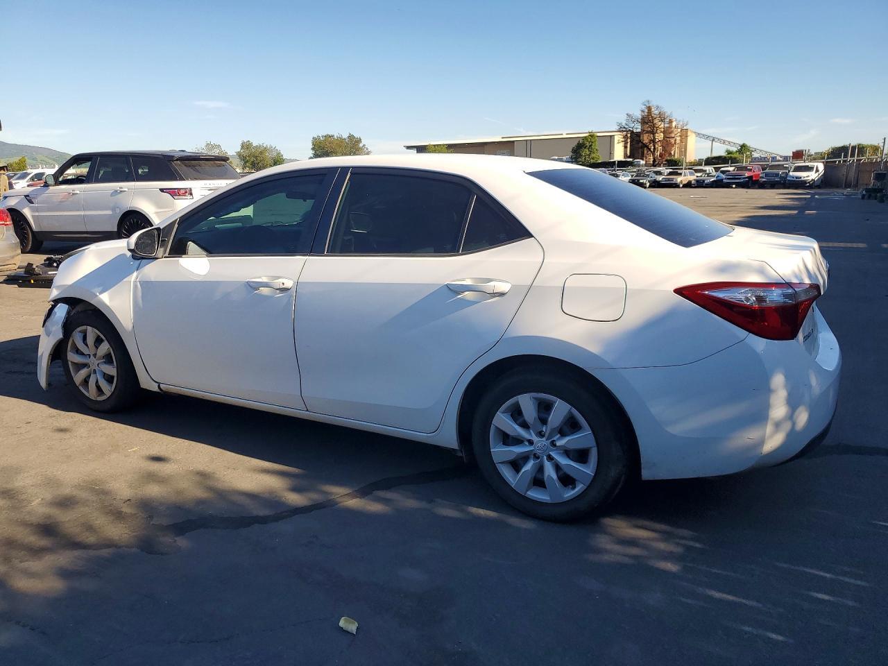 2015 TOYOTA COROLLA