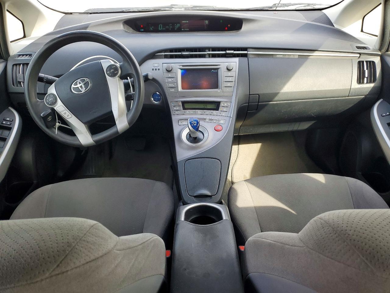 2015 TOYOTA PRIUS