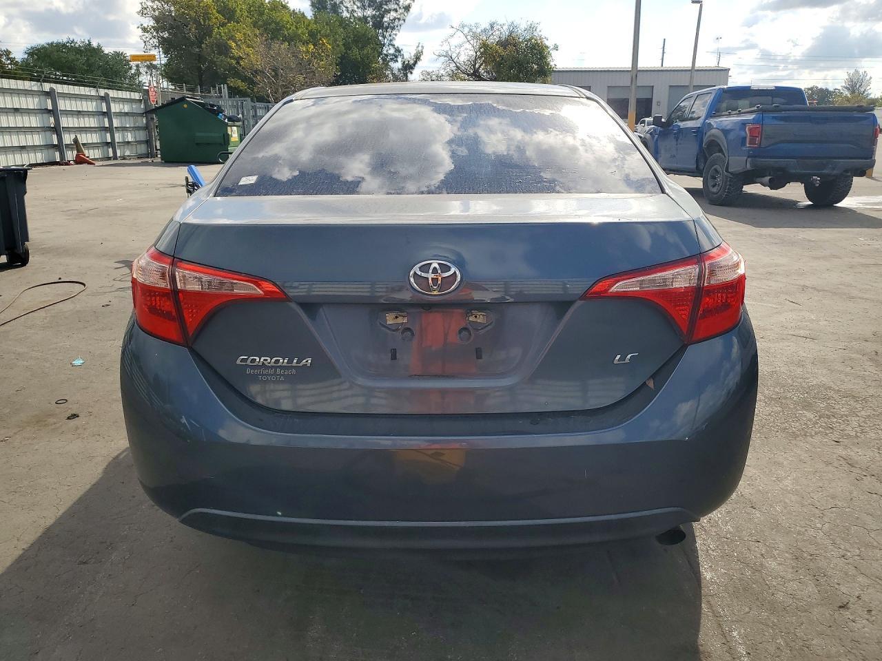 2018 TOYOTA COROLLA