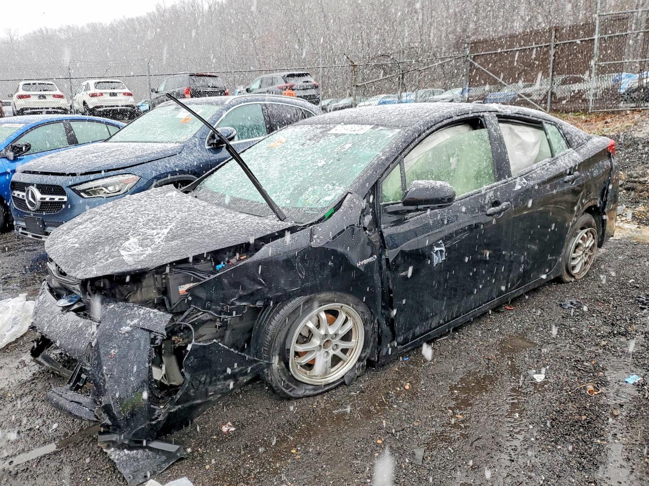 2022 TOYOTA PRIUS