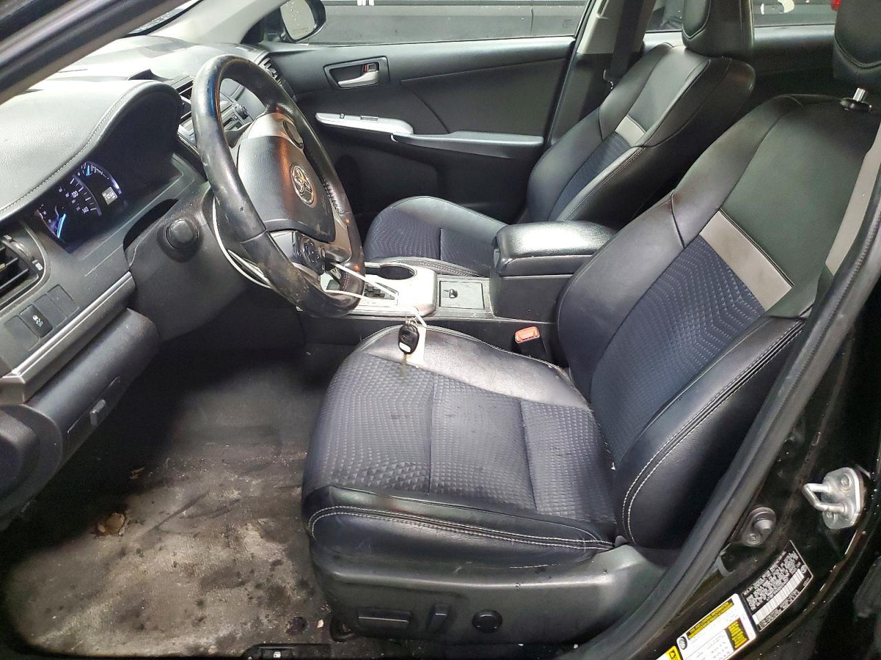 2013 TOYOTA CAMRY