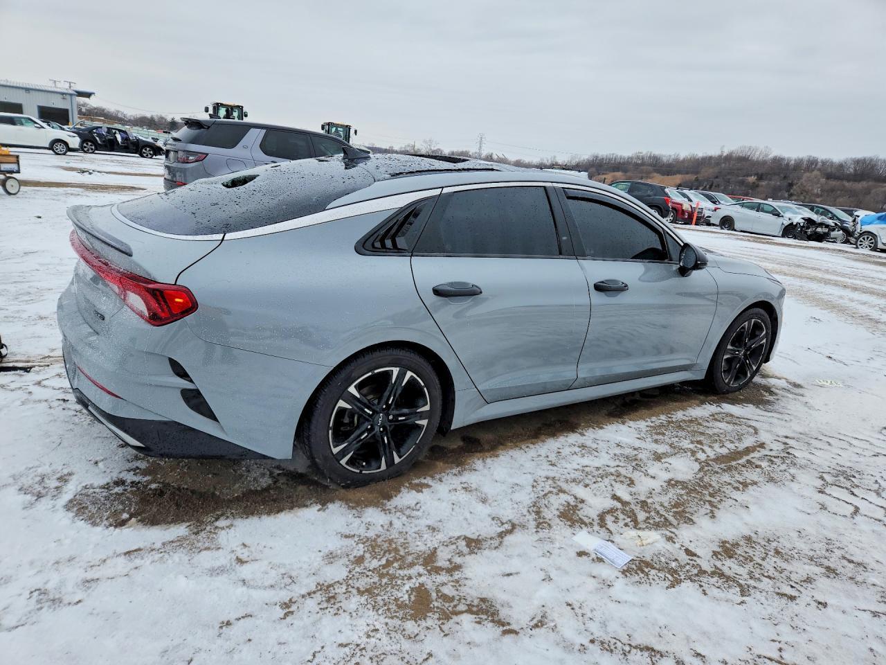 2022 KIA K5