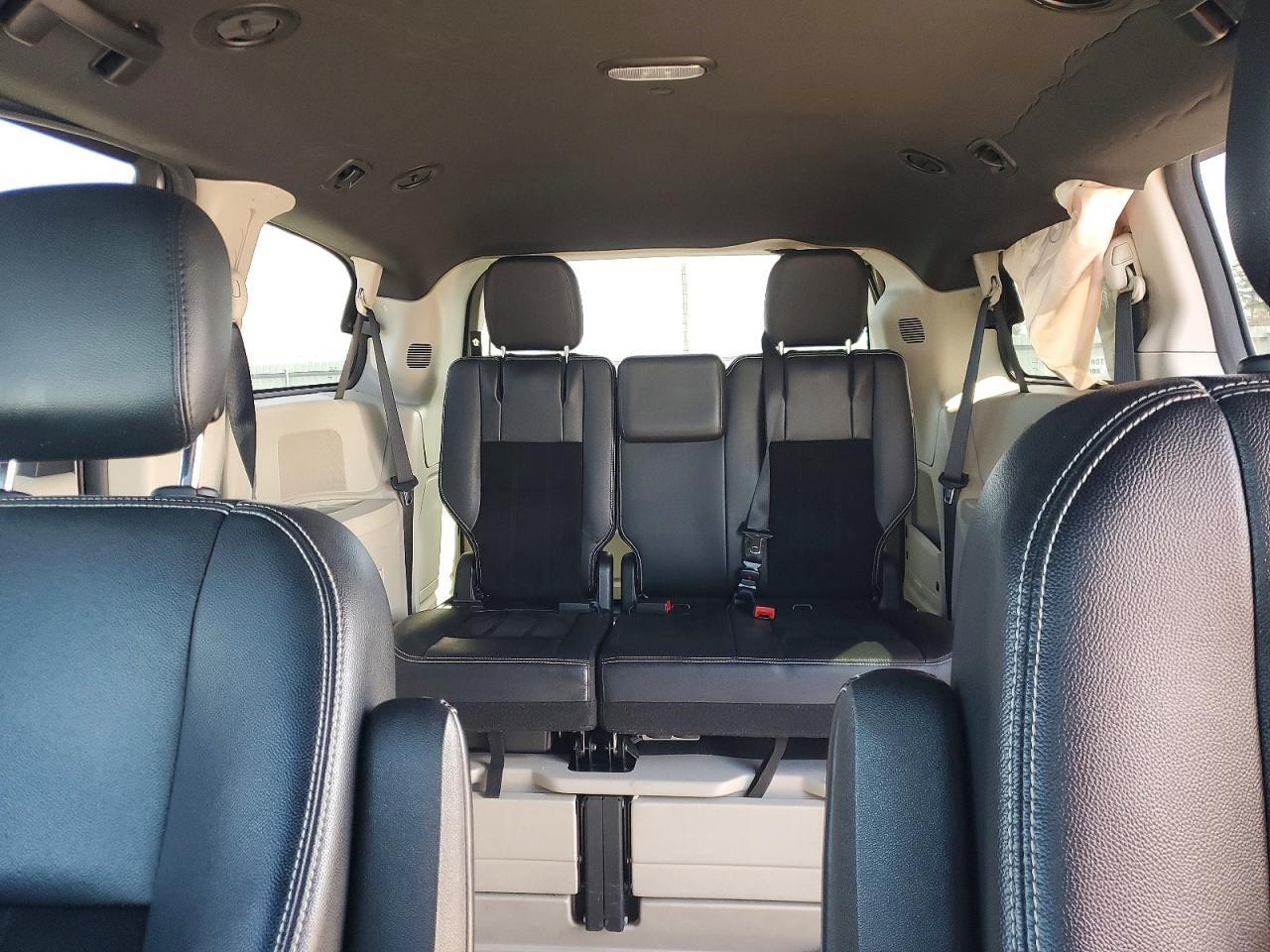 2017 DODGE GRAND CARAVAN