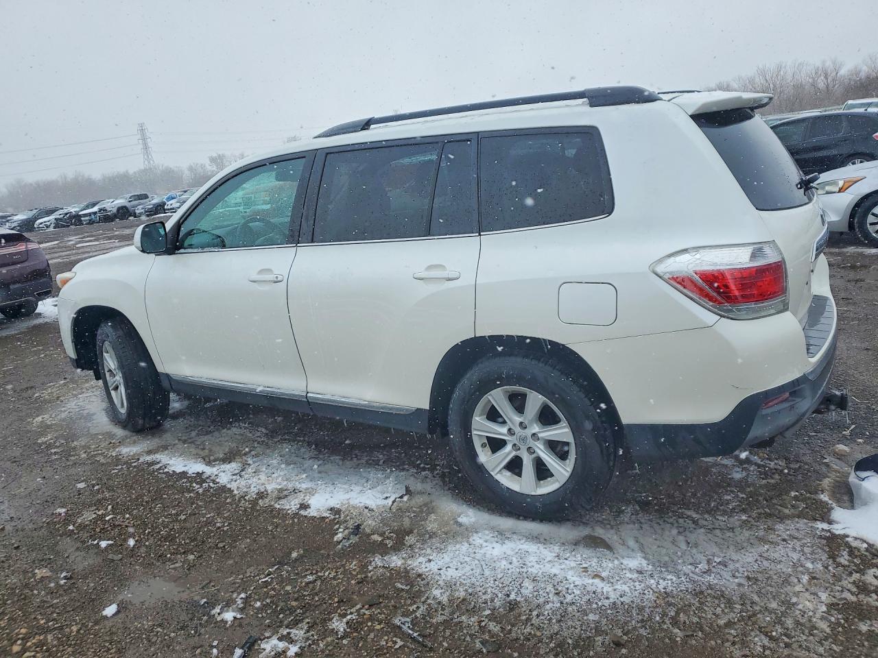 2013 TOYOTA HIGHLANDER