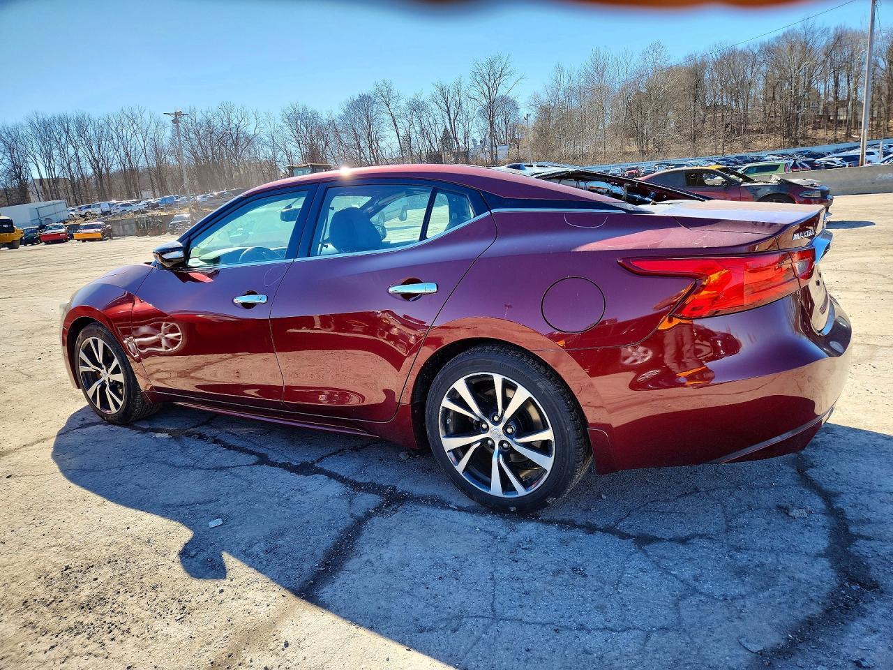 2017 NISSAN Maxima