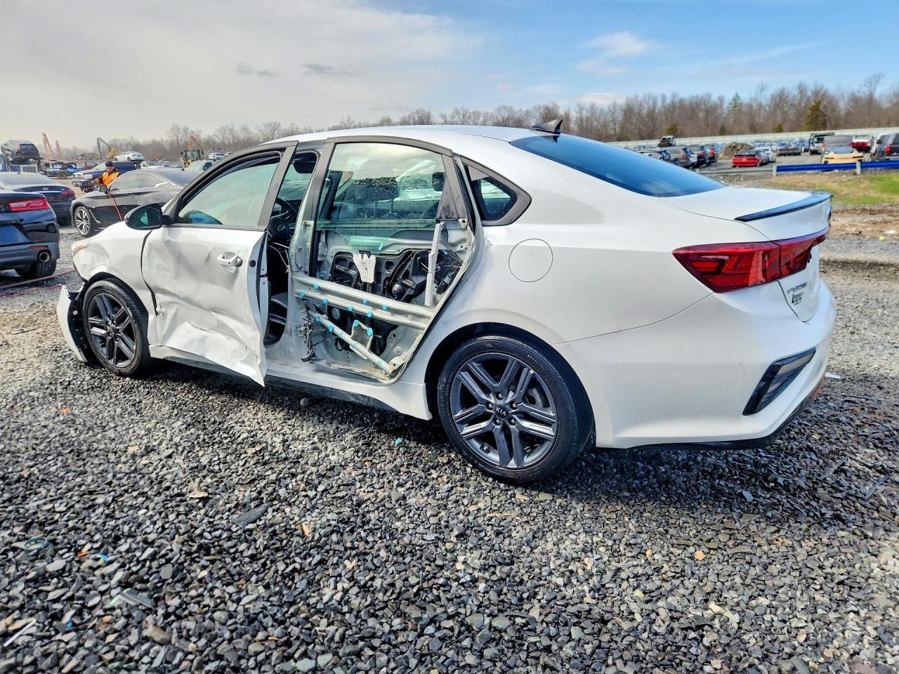 2021 KIA FORTE