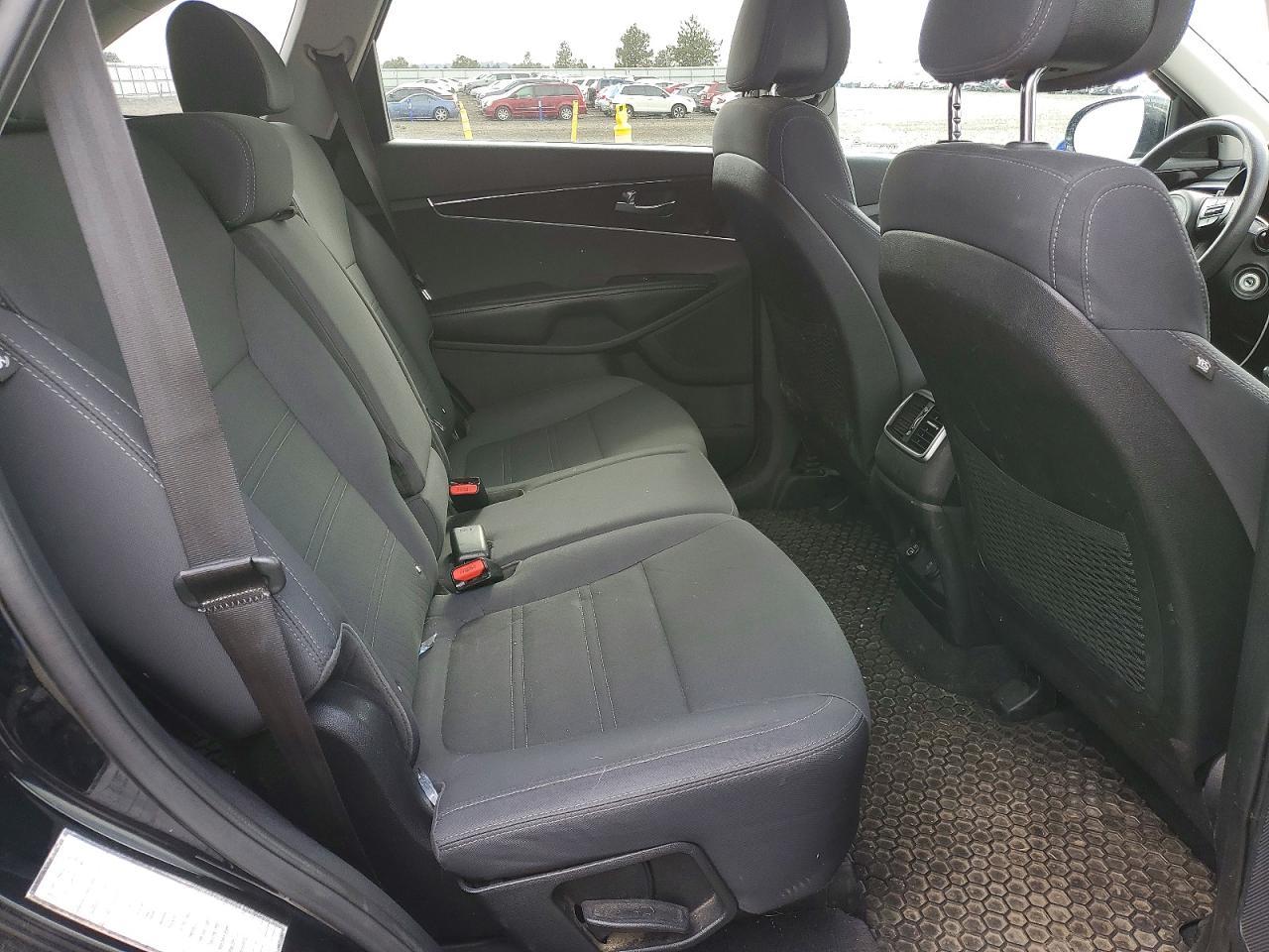 2016 KIA SORENTO