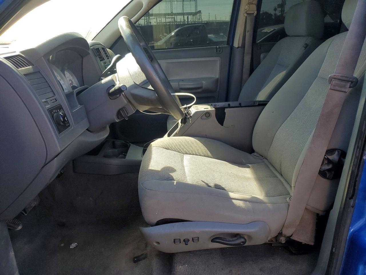 2007 DODGE Dakota