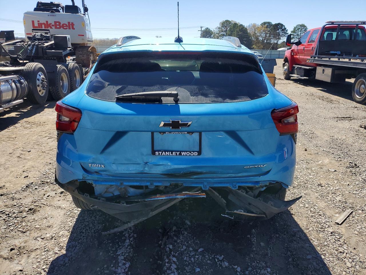 2025 CHEVROLET TRAX