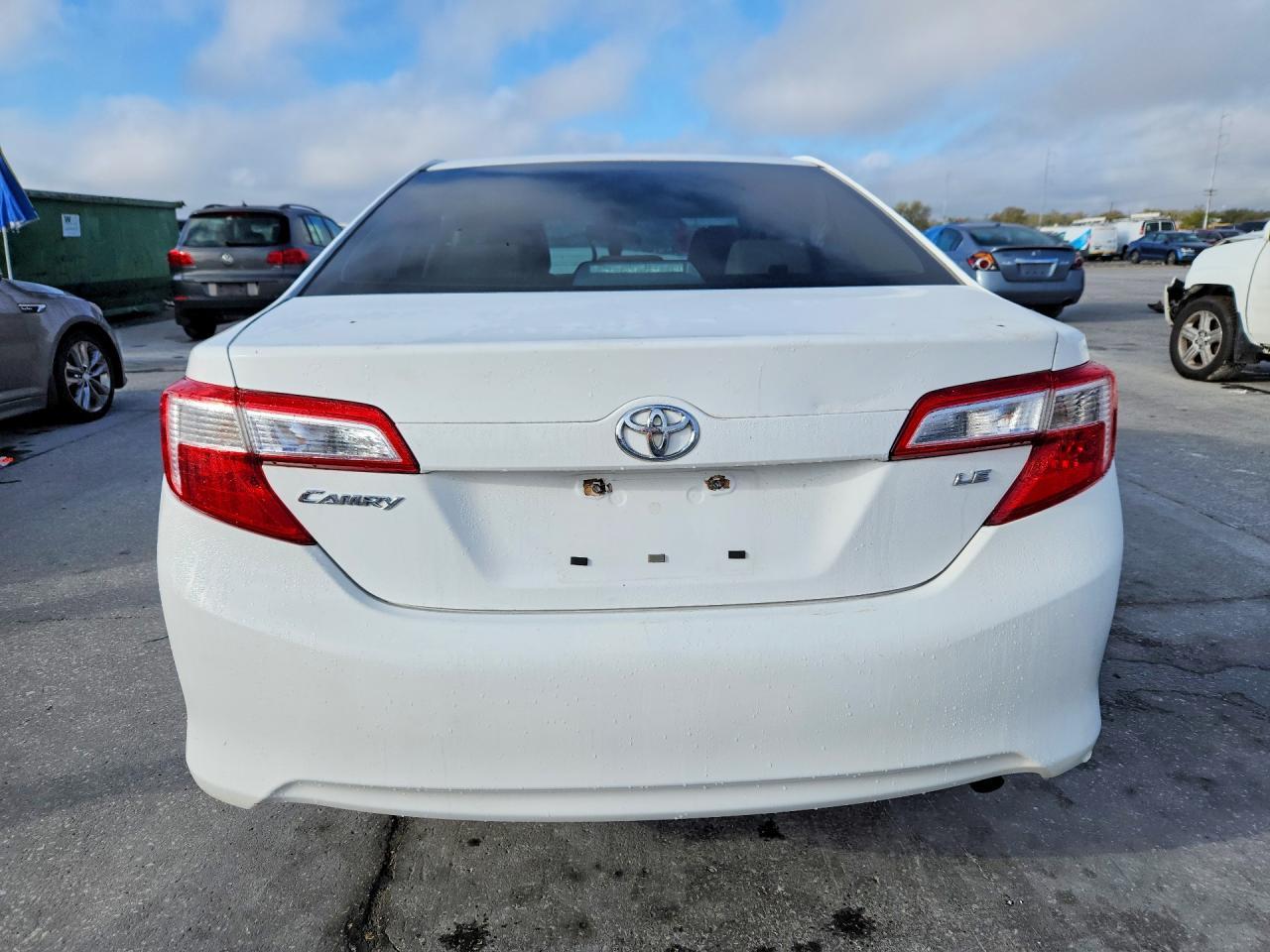 2012 TOYOTA CAMRY