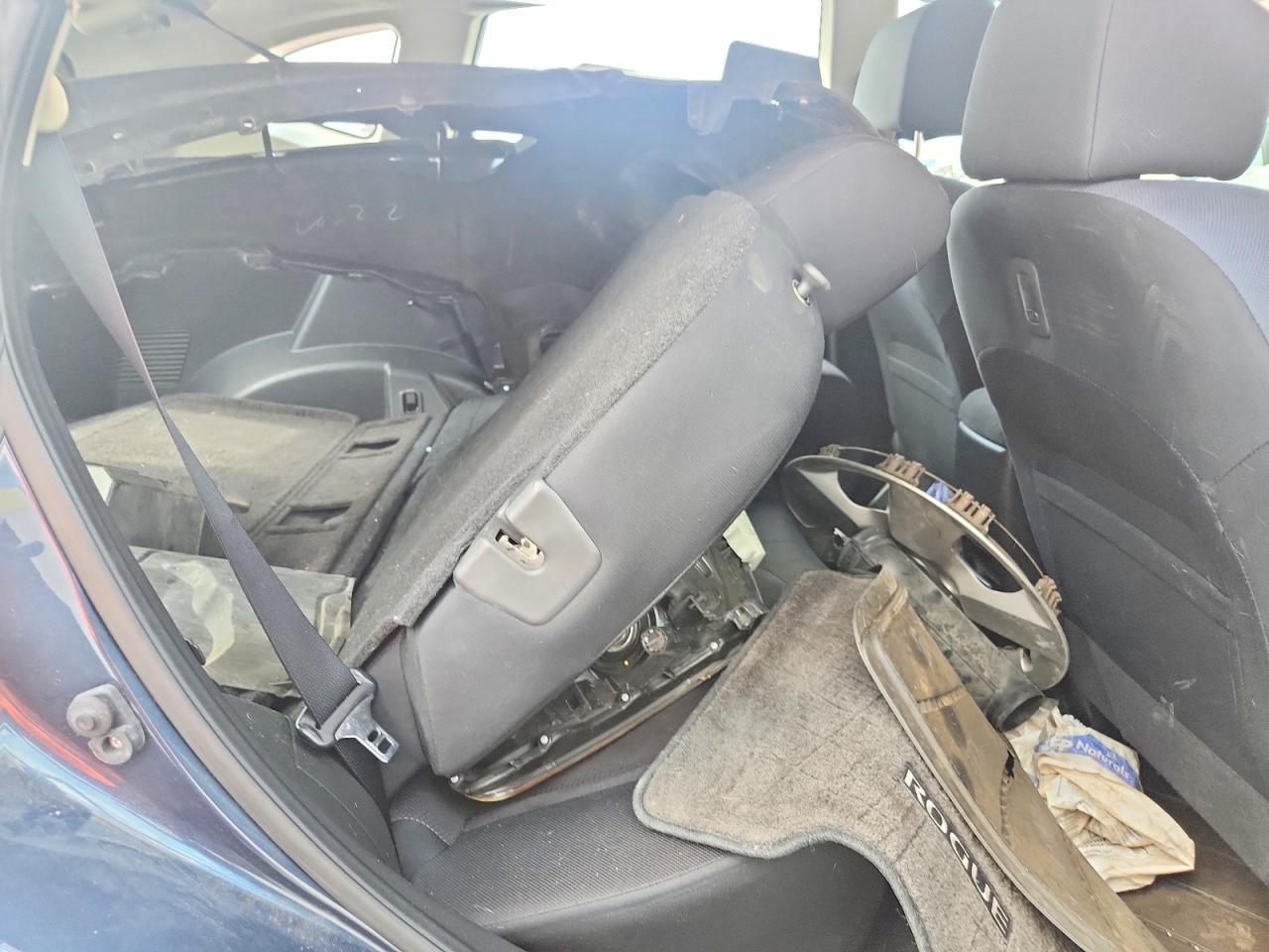 2014 NISSAN ROGUE