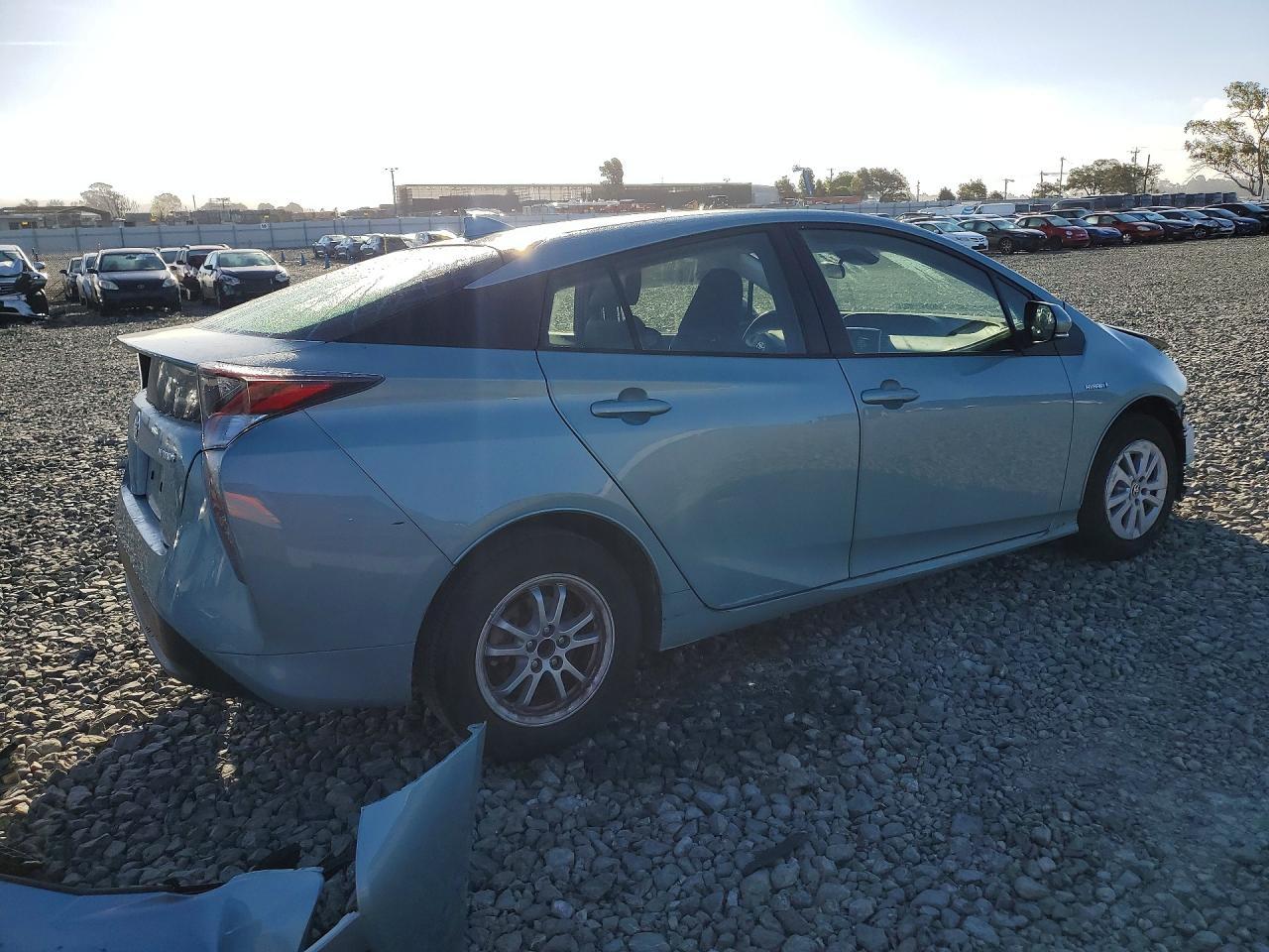 2017 TOYOTA PRIUS