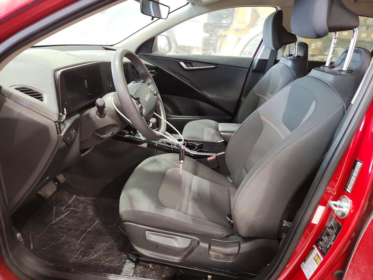 2023 KIA Niro