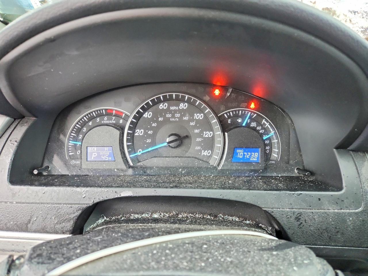 2014 TOYOTA CAMRY