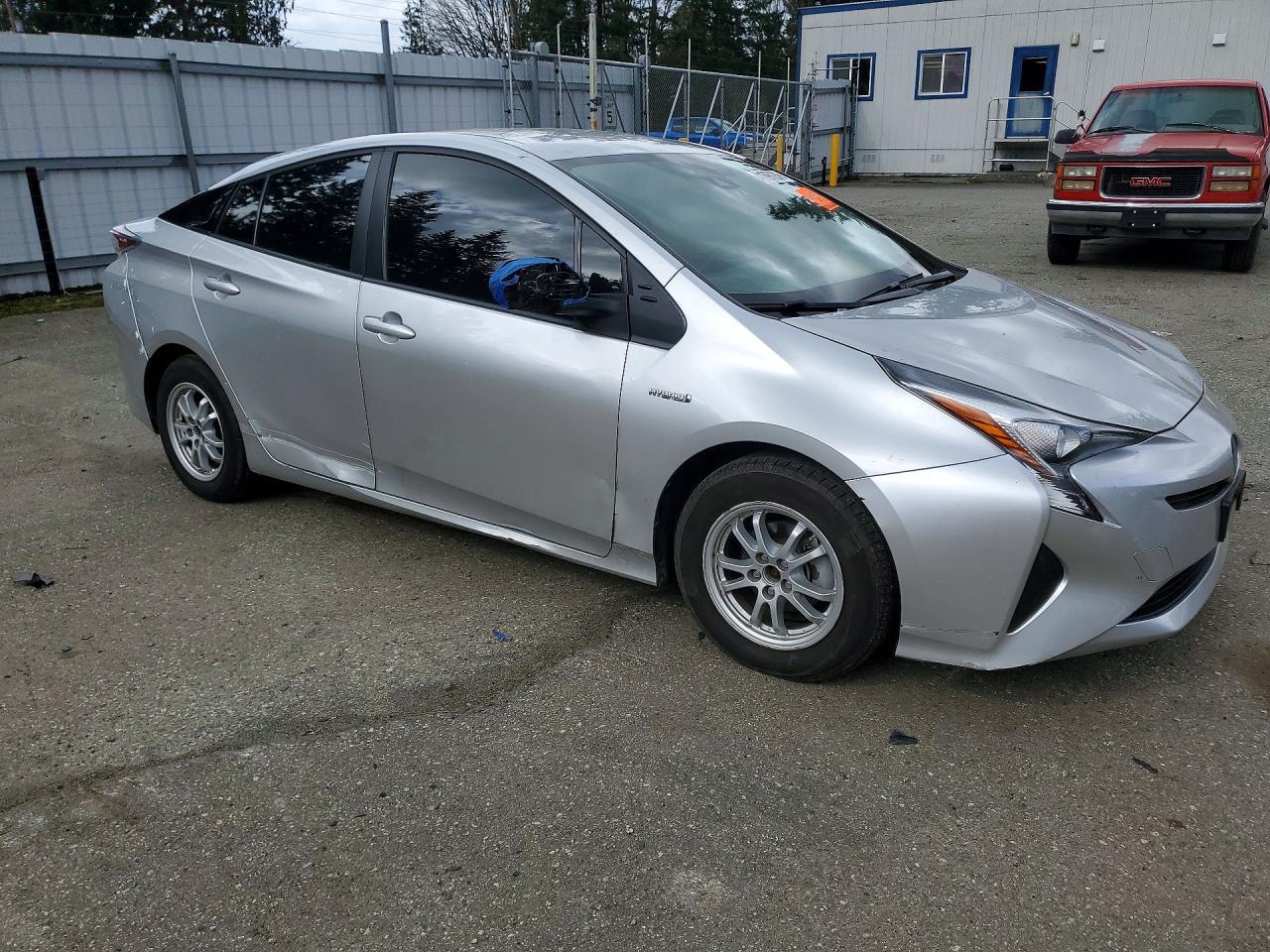 2017 TOYOTA PRIUS