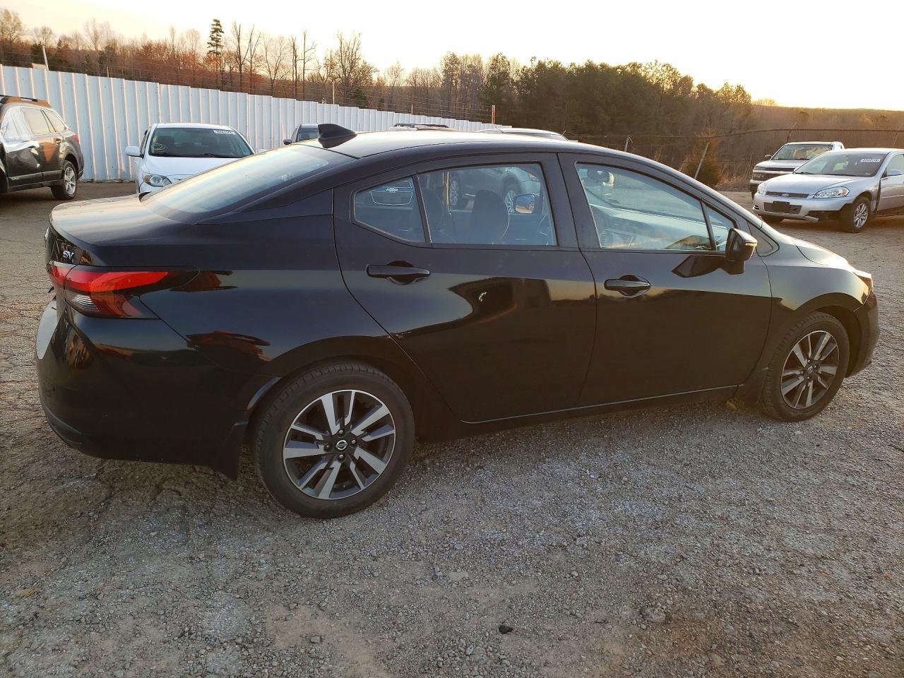2021 NISSAN VERSA