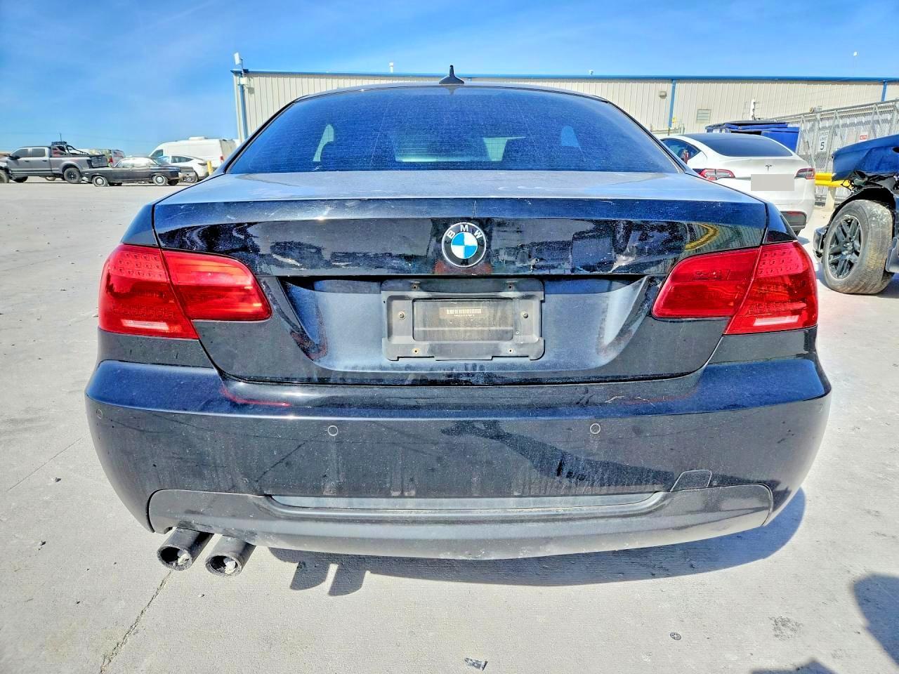 2012 BMW 3 SERIES