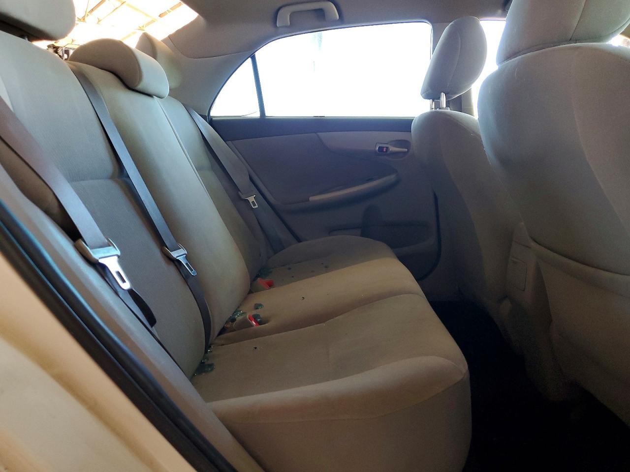 2012 TOYOTA COROLLA