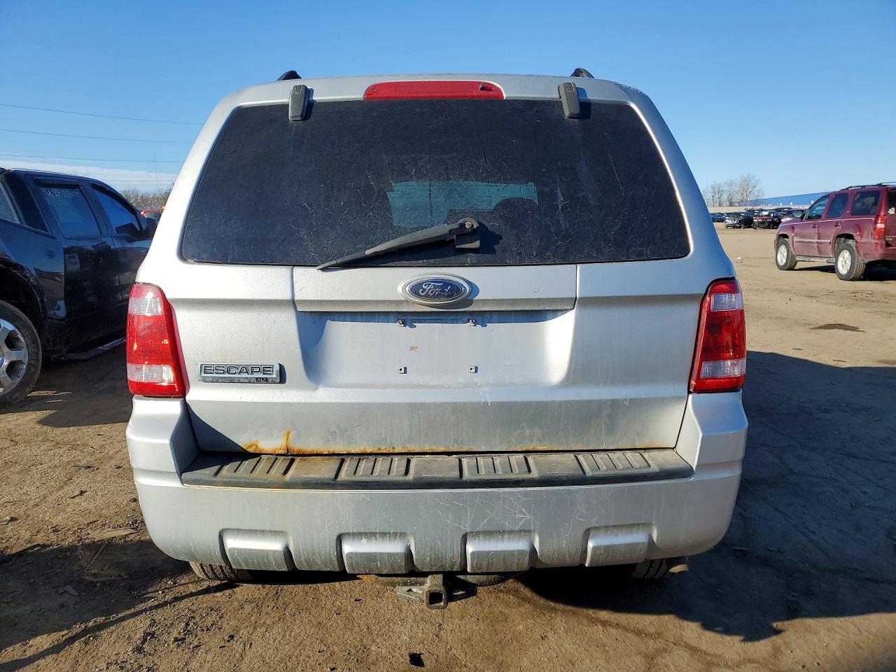 2009 FORD ESCAPE