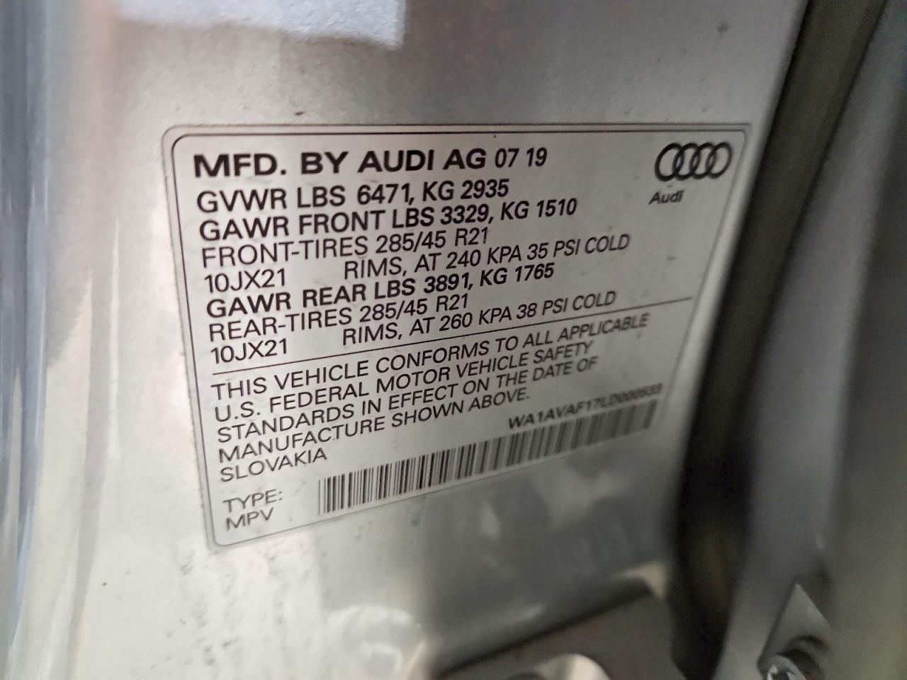2020 AUDI Q8