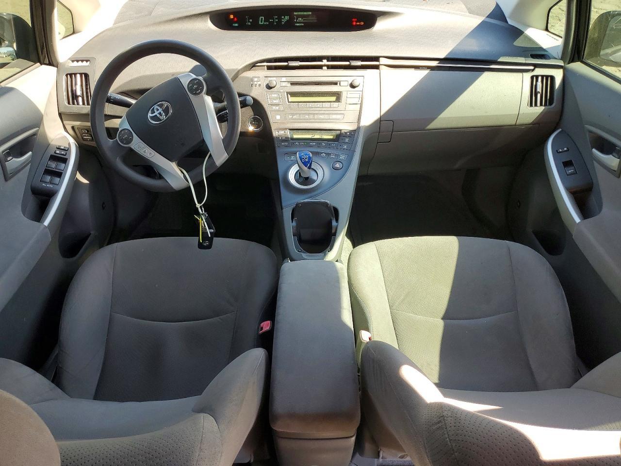 2010 TOYOTA PRIUS