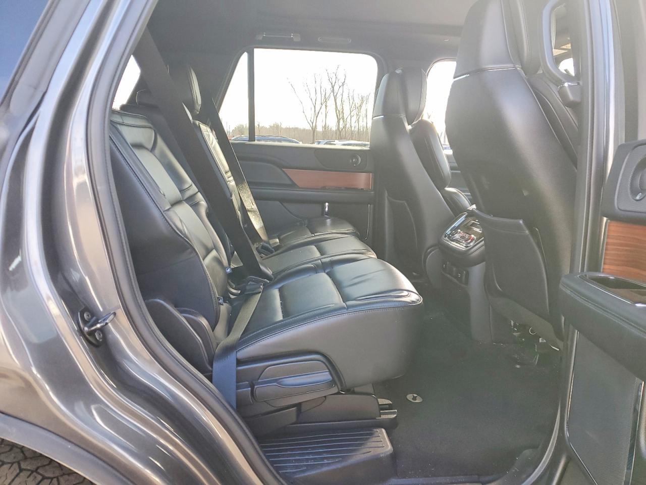 2018 LINCOLN Navigator