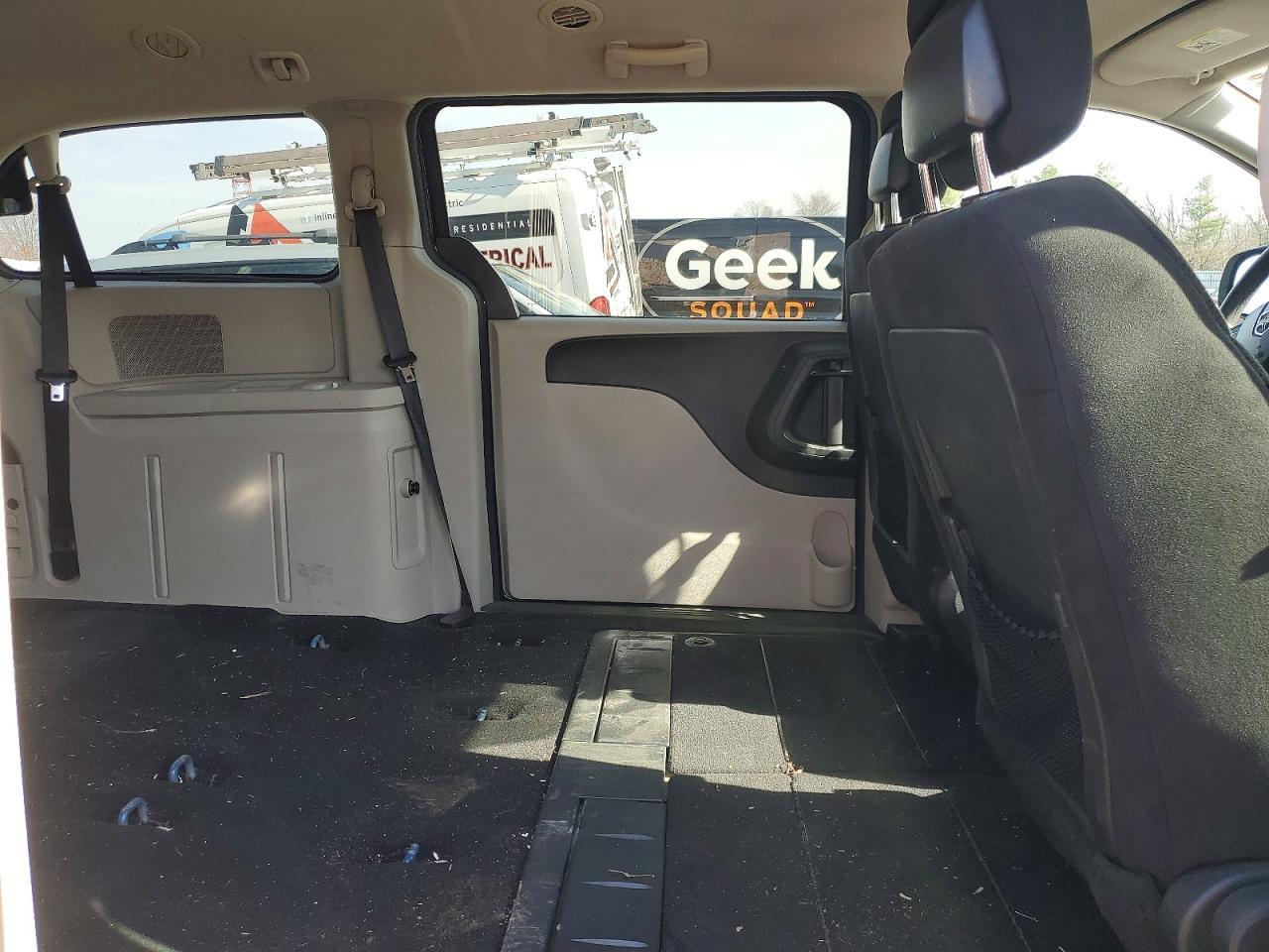 2012 DODGE GRAND CARAVAN