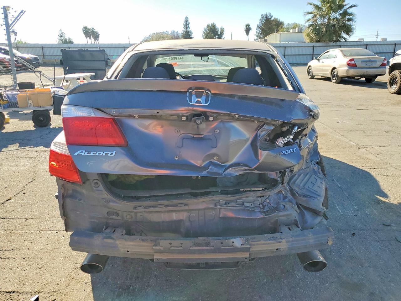 2015 HONDA ACCORD