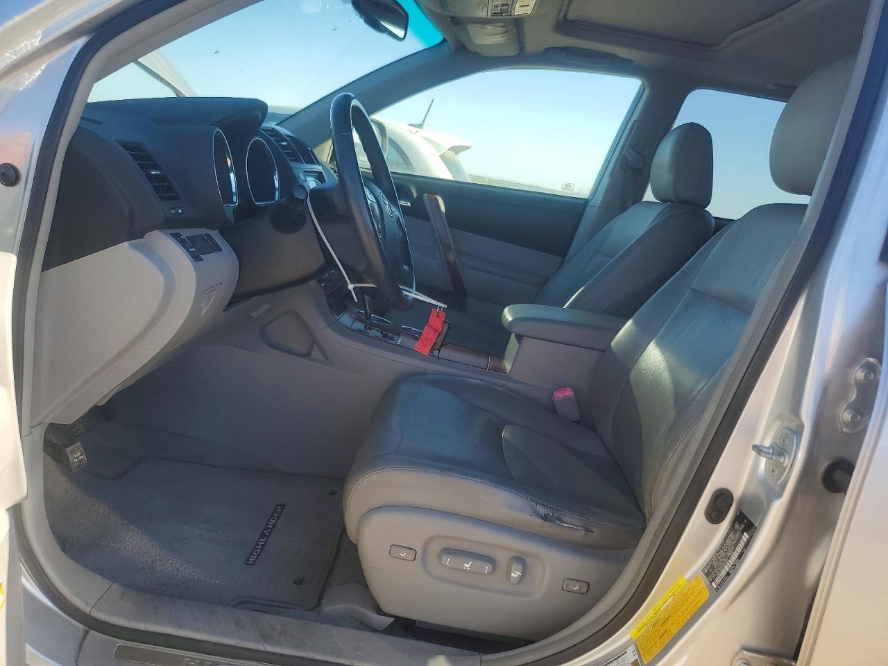 2009 TOYOTA HIGHLANDER