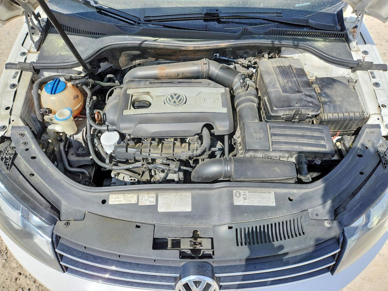 2013 VOLKSWAGEN EOS