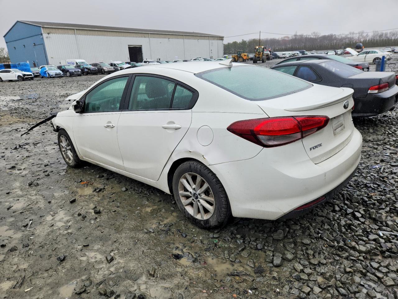 2017 KIA FORTE