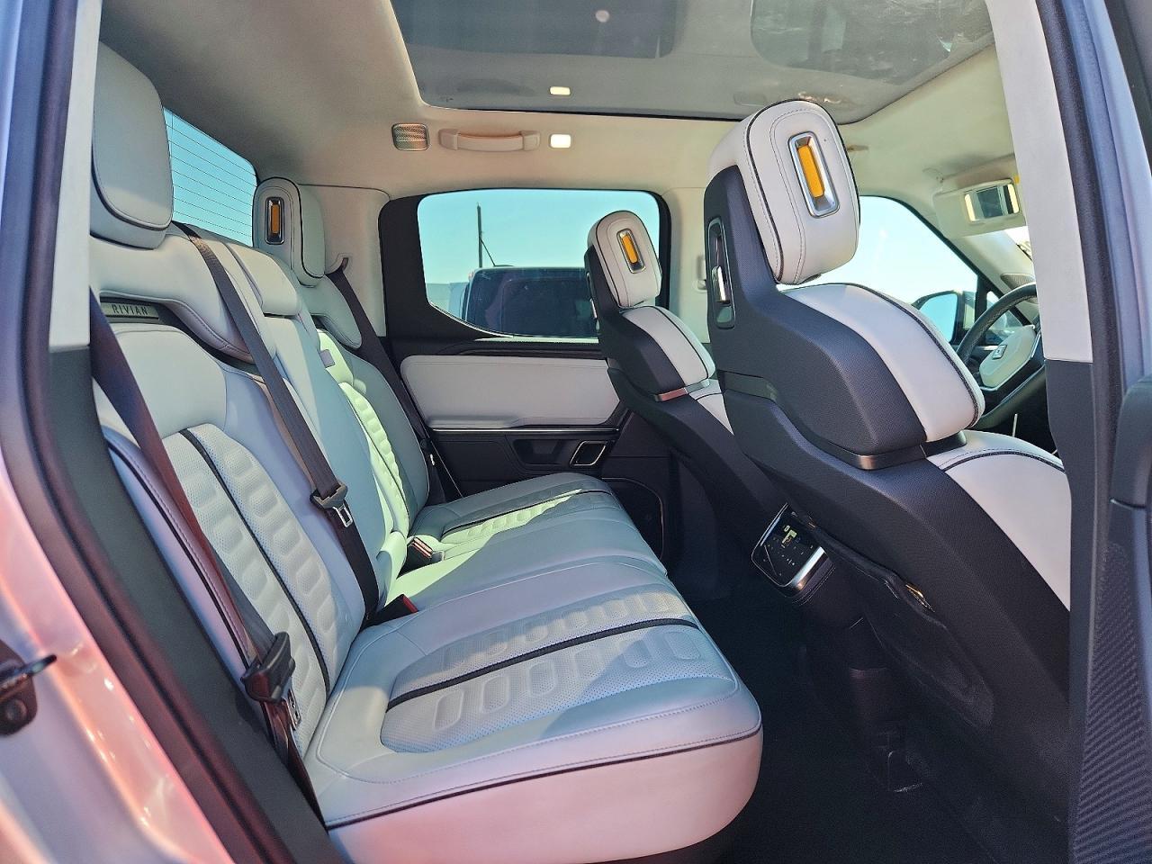 2023 RIVIAN R1t