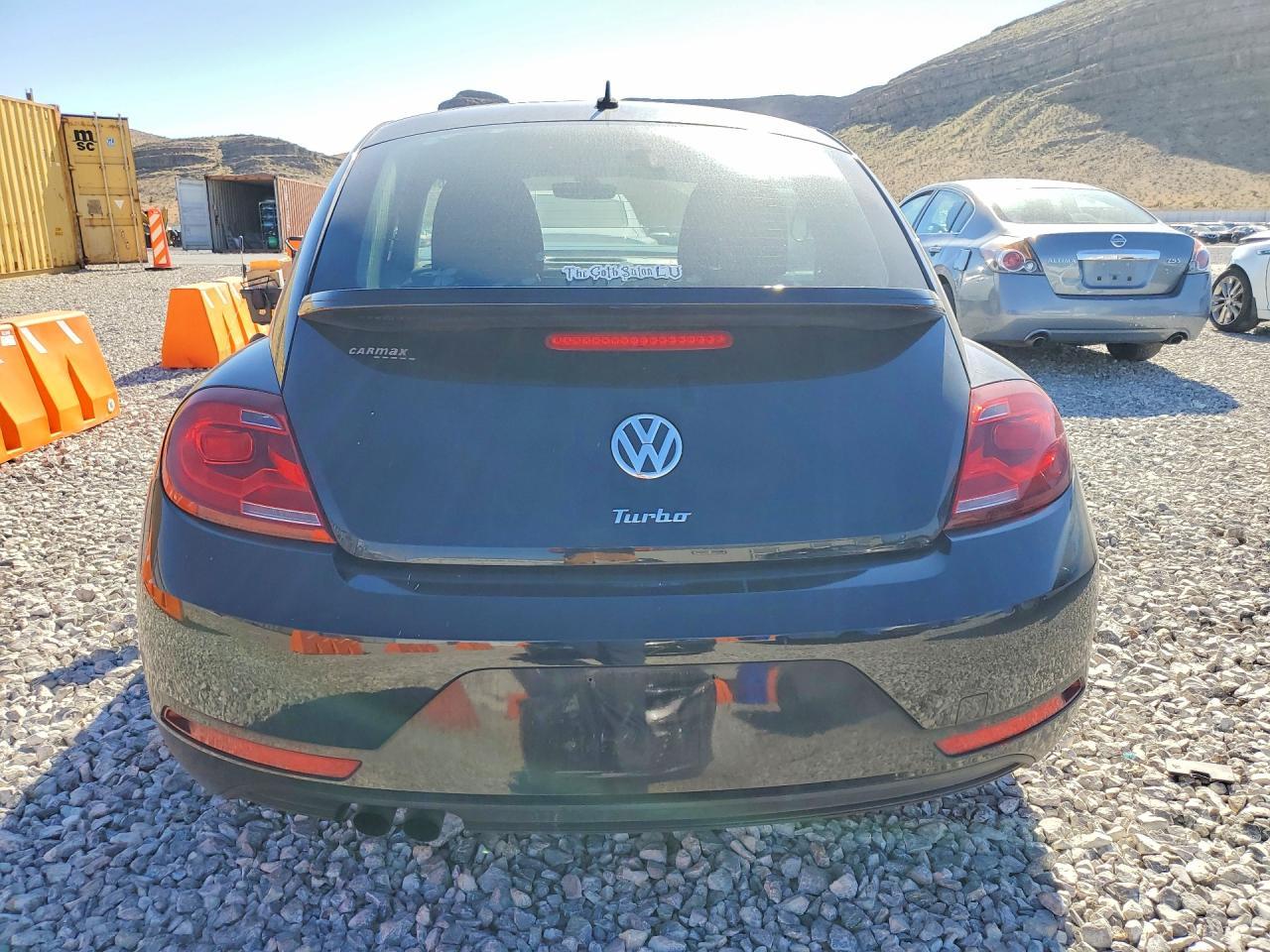 2017 VOLKSWAGEN Beetle
