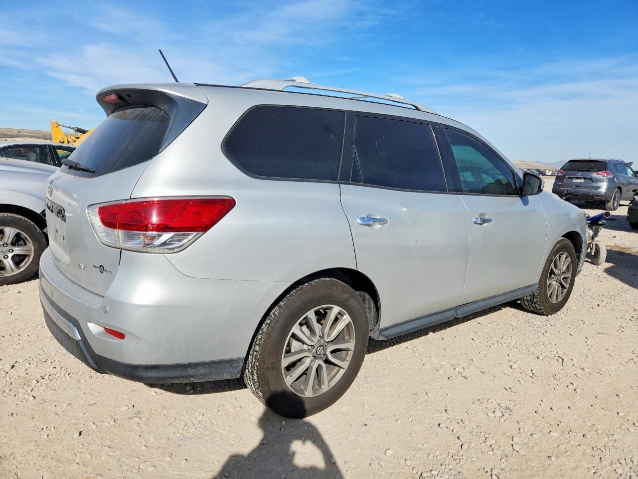 2015 NISSAN PATHFINDER
