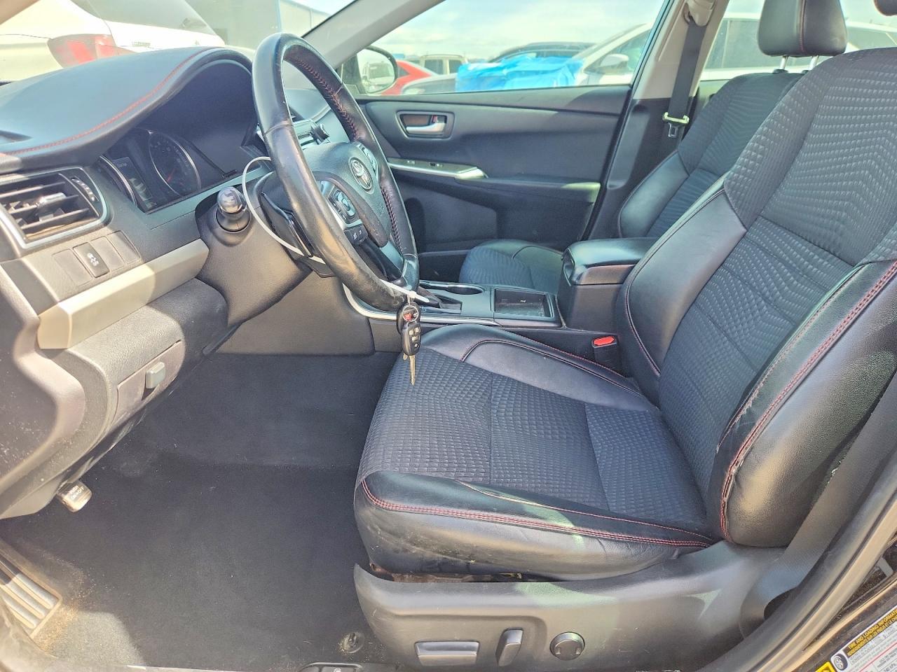 2015 TOYOTA CAMRY