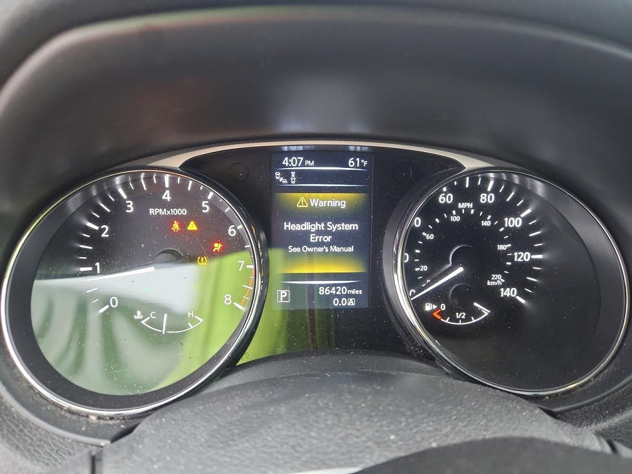 2015 NISSAN ROGUE