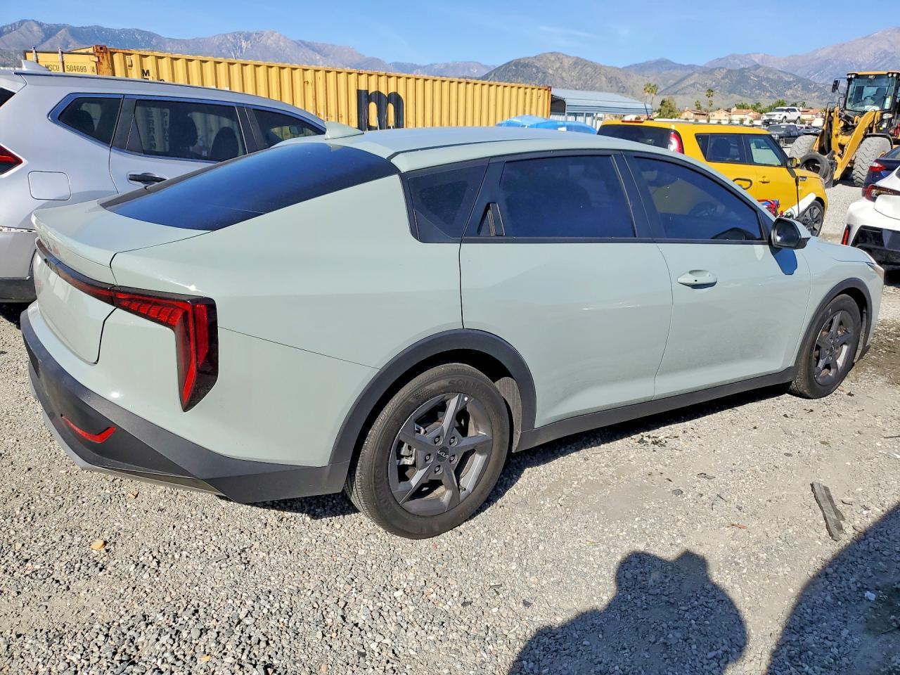 2025 KIA K4