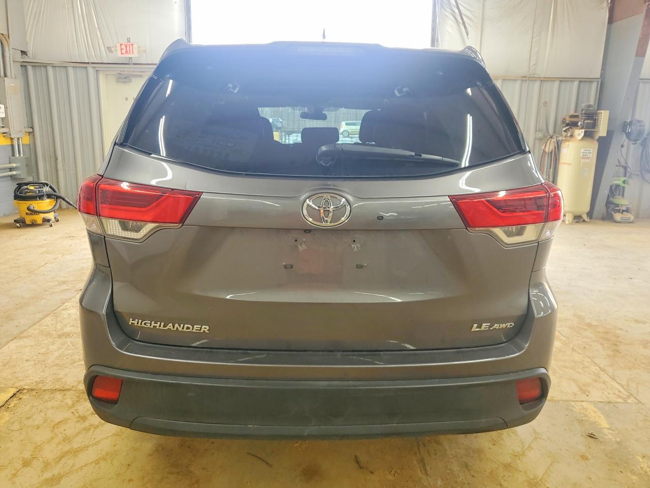 2018 TOYOTA HIGHLANDER