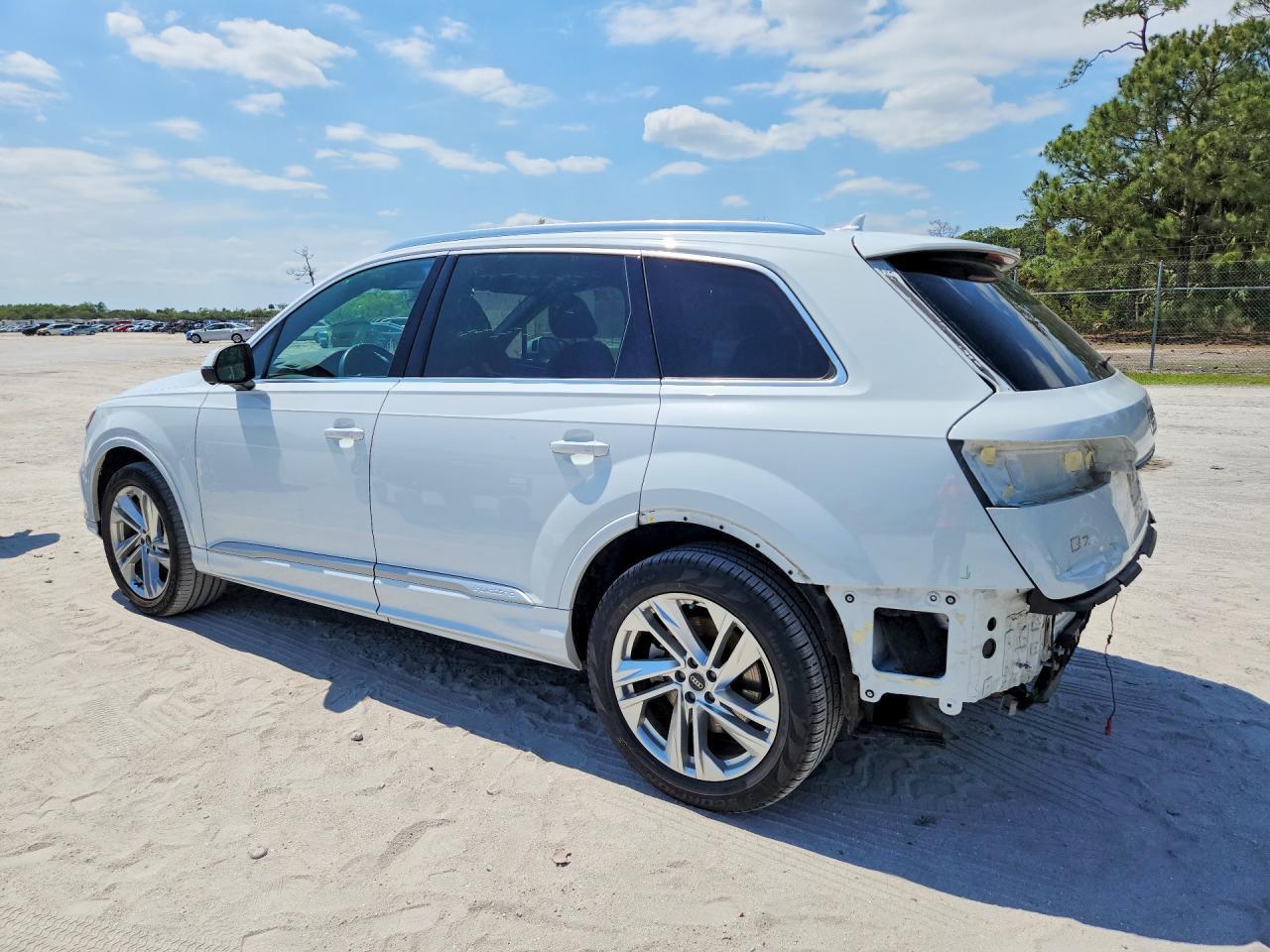 2021 AUDI Q7