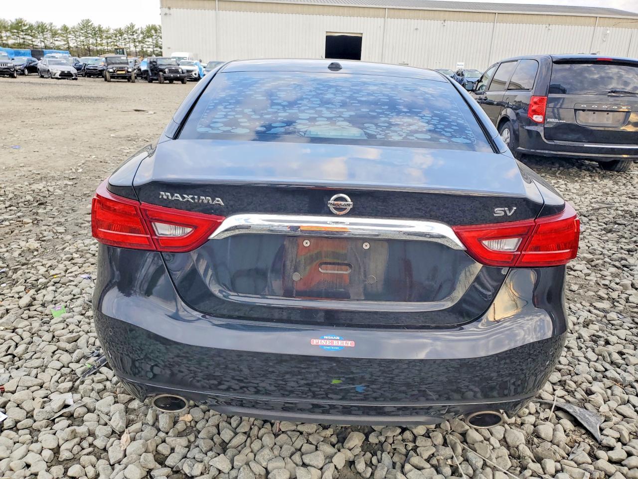 2018 NISSAN Maxima