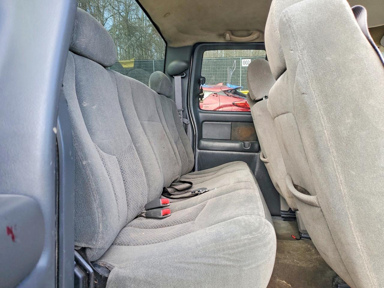 2004 CHEVROLET Silverado