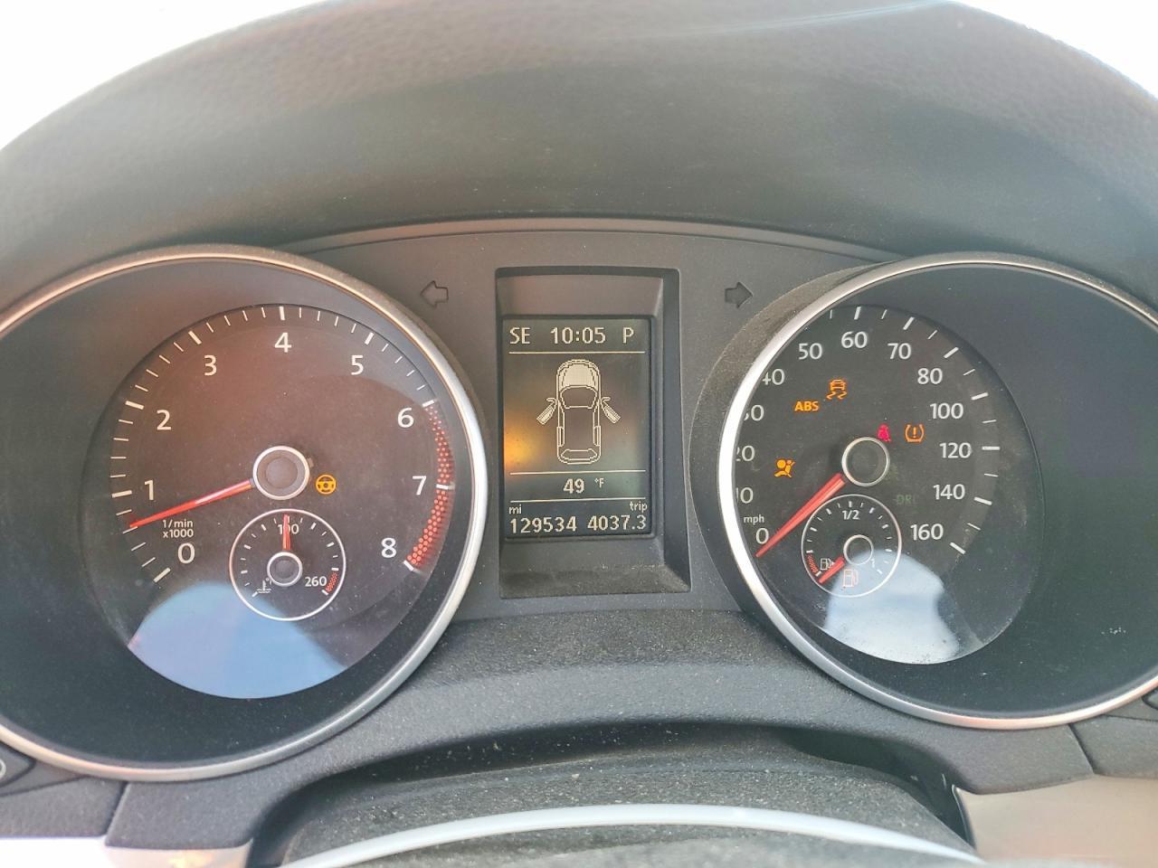 2013 VOLKSWAGEN GOLF