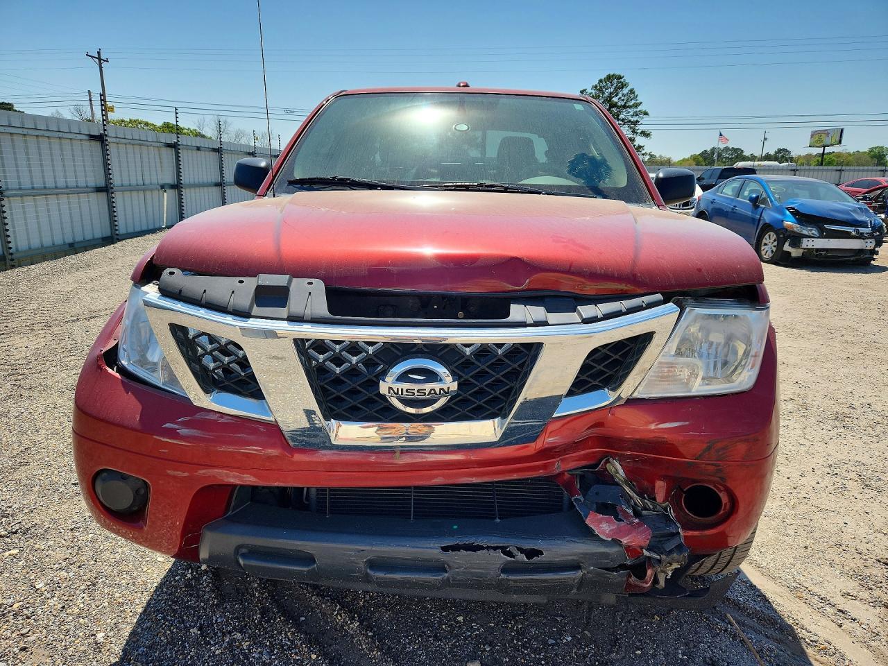2017 NISSAN Frontier